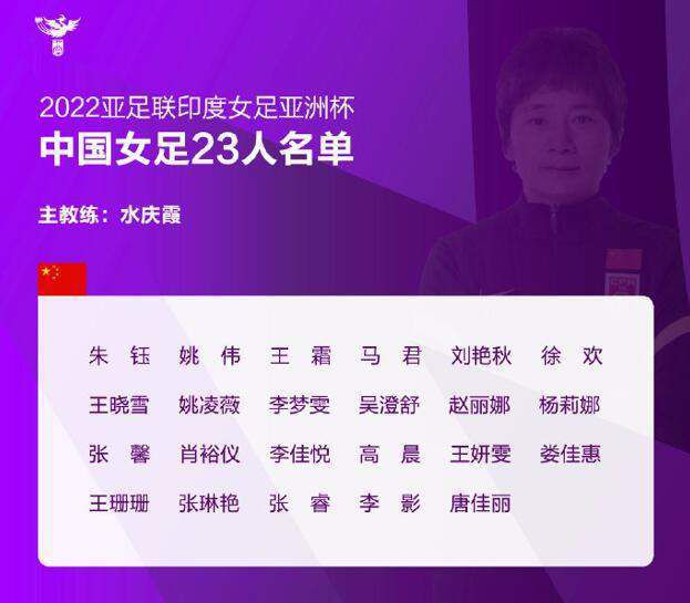 从这两个分歧版本片子中扮演蜘蛛侠的演员形象上即可以窥视出这个超等英雄的一种年夜众草根气质：都其貌不扬，满卷墨客气，乃至有些脆弱胆寒；身上都披发着一股芳华气味，乃至还有点娃娃脸。